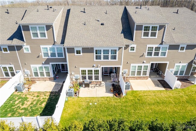 Building Photo - 10630 Benmable Dr