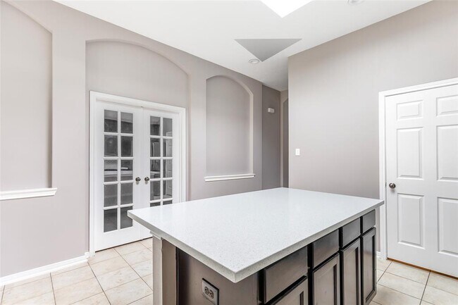 Building Photo - 13810 Birney Point Ln