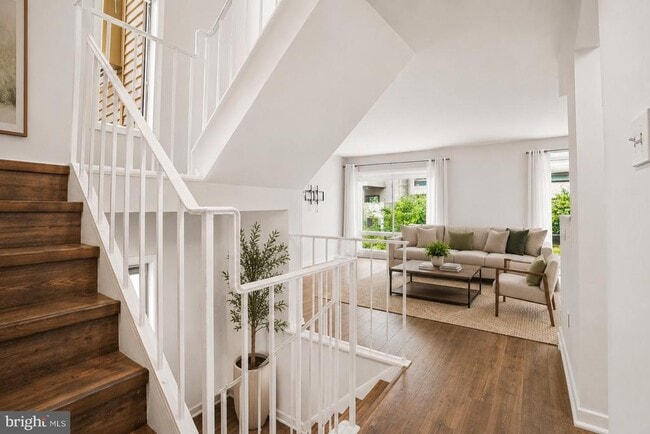 Building Photo - 18616 Pier Point Pl