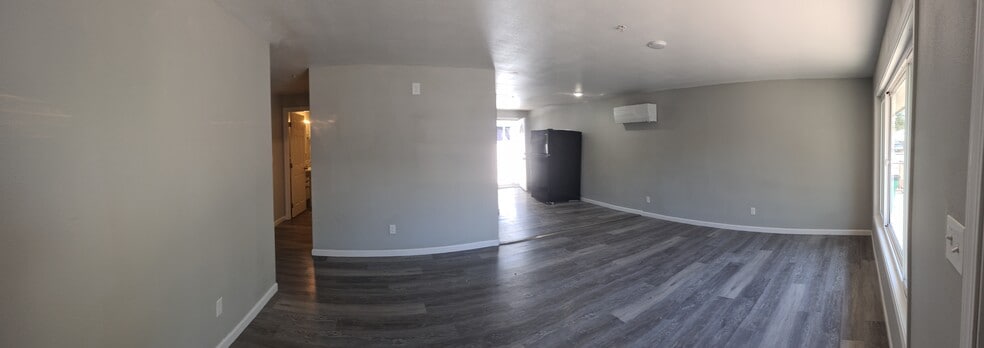 Building Photo - 2426 White Ave