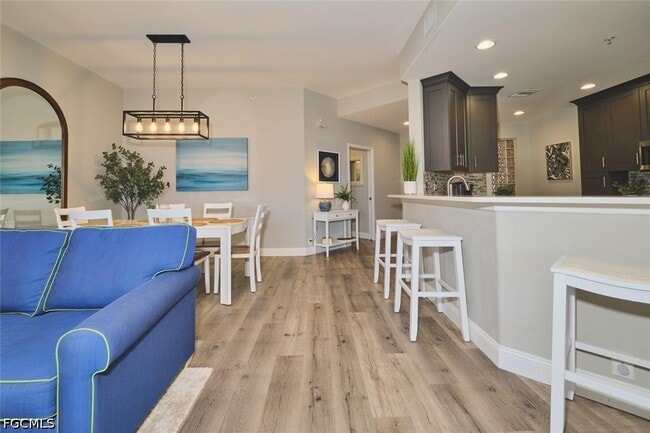 Building Photo - 9190 Southmont Cove