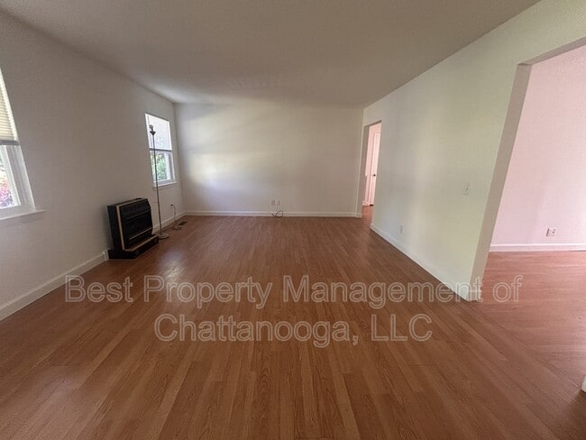 Building Photo - 4000 Webb Rd