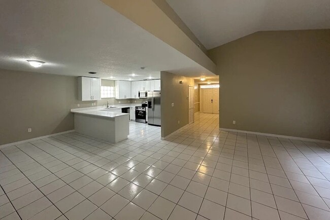 Building Photo - 8303 NW 194th Terrace