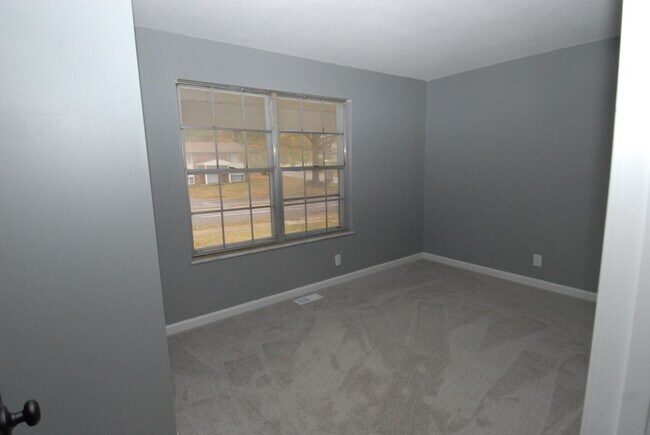 Building Photo - Maryland Heights Area