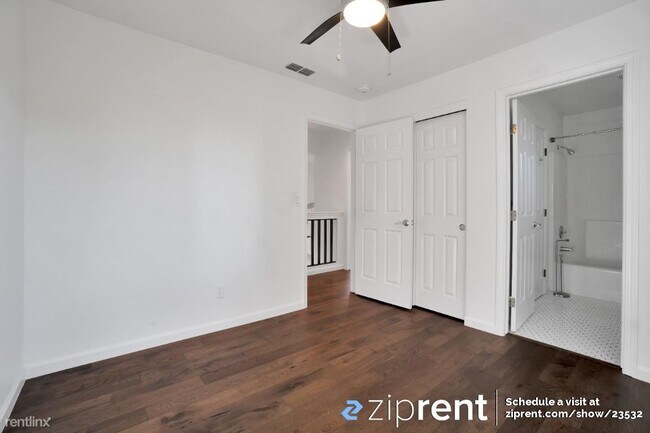 Building Photo - 3 br, 2.5 bath House - 9404 Fox Den Court,...