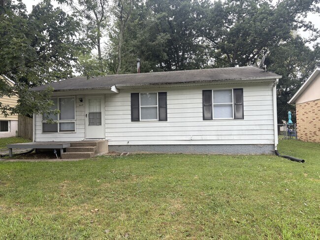 Primary Photo - 2217 N Idaho St