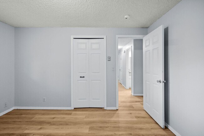 Building Photo - 3 Bedroom home near Boise River and Green ...