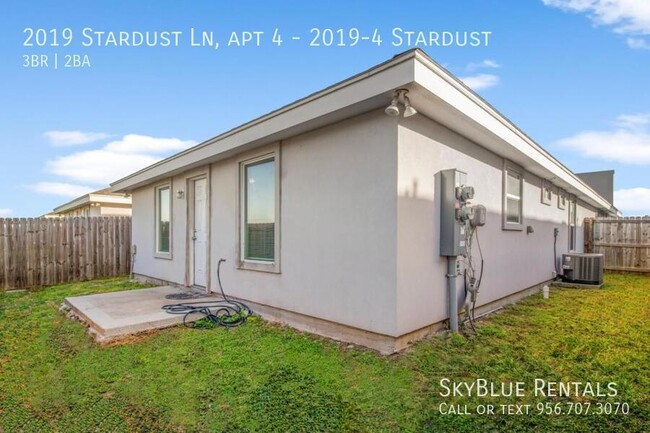 Building Photo - 2019 Stardust Ln