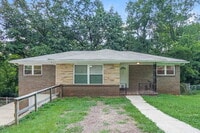Building Photo - 752 Barclay Ln