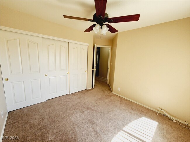 Building Photo - 1725 Wandering Winds Way