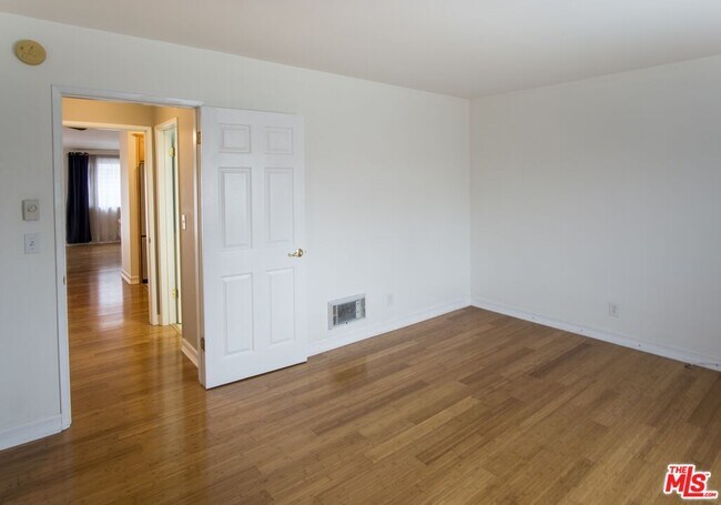 Building Photo - 8130 Redlands St