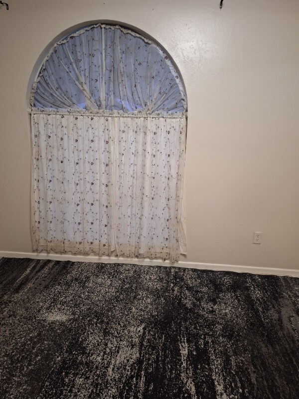 Building Photo - 8900 N 13th St