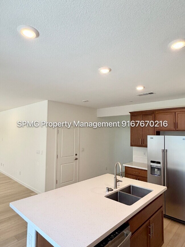 Building Photo - "Modern Rocklin Home : Spacious 3-Bedroom Home with Elegant Hardwood Accents!"