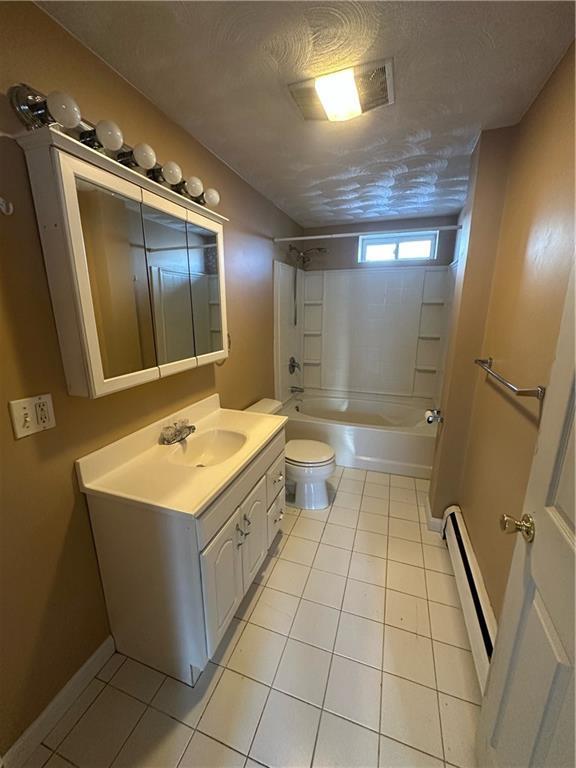 Building Photo - 35 Yates St