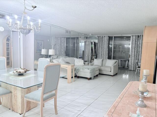 Building Photo - 2671 S Course Dr