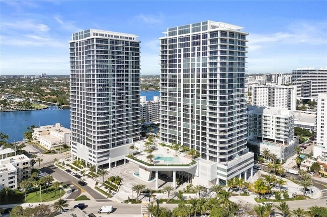 Building Photo - 153 N Seabreeze Blvd