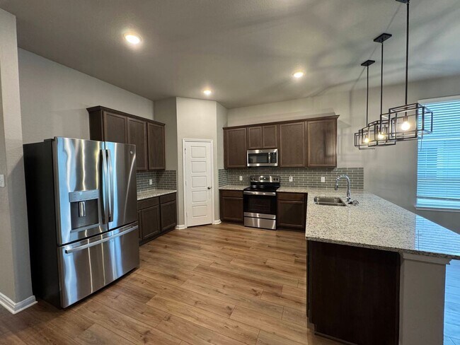 Building Photo - 4-Bedroom House for Rent in Belton