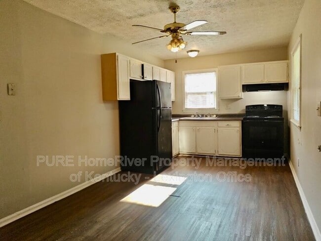 Building Photo - 1278 Winburn Dr