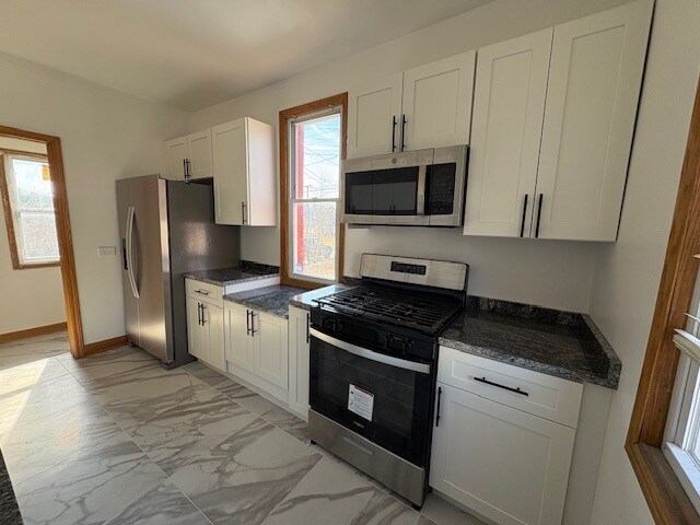 Building Photo - 240 Sawyer Ave