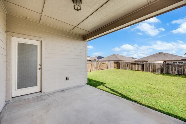 Building Photo - 19600 Woodrow Wilson St