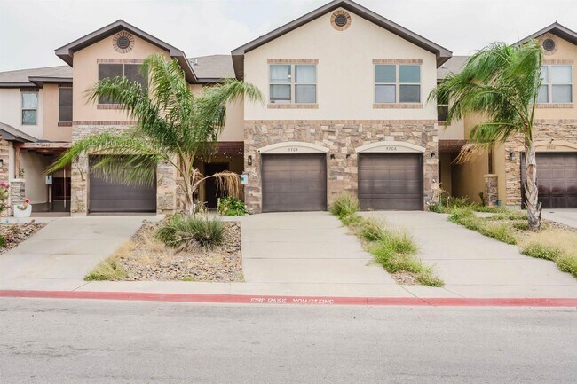 Primary Photo - 5704 Montevista Dr