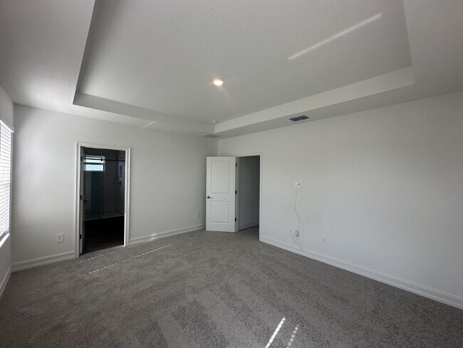Building Photo - 11748 71st Ave E