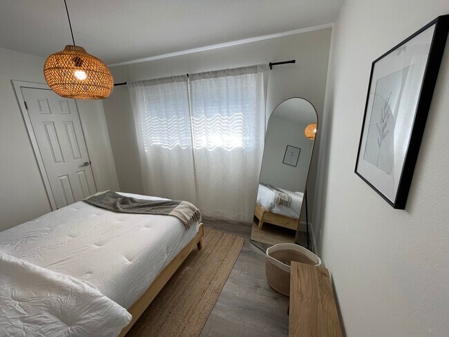 Building Photo - 10200 Quail Valley Blvd