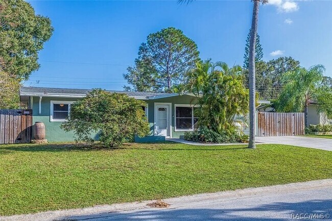 Building Photo - 2701 56th Ln N