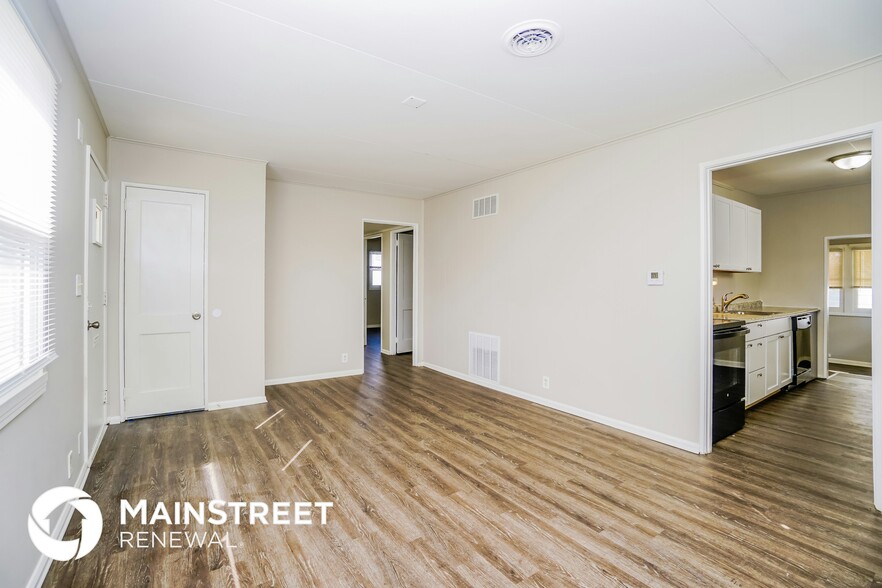Building Photo - 64 Orchard Heights