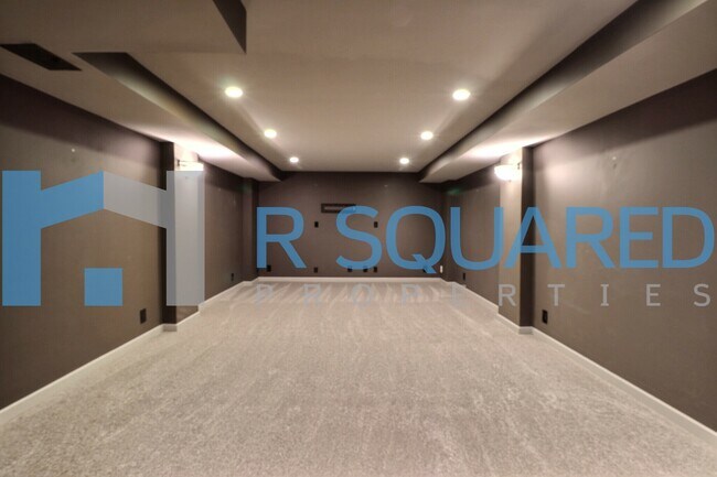 Building Photo - 307 Slater St