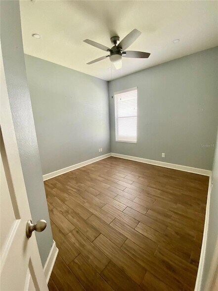 Building Photo - 17414 New Cross Cir