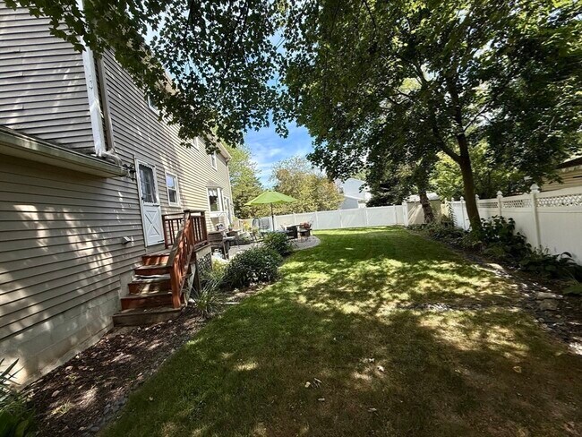 Building Photo - 51 Wildwood Ln
