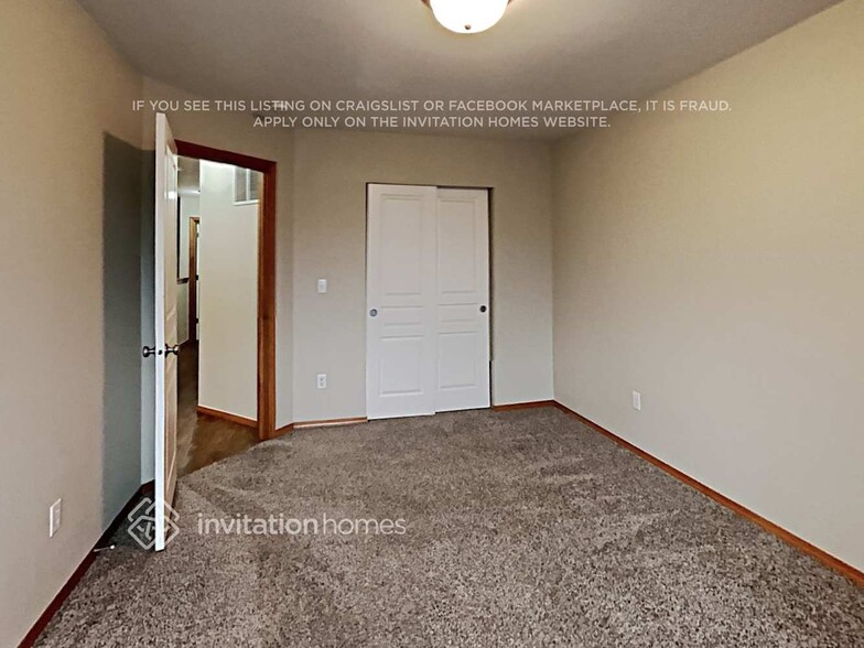 Building Photo - 18011 17th Ave Ct E