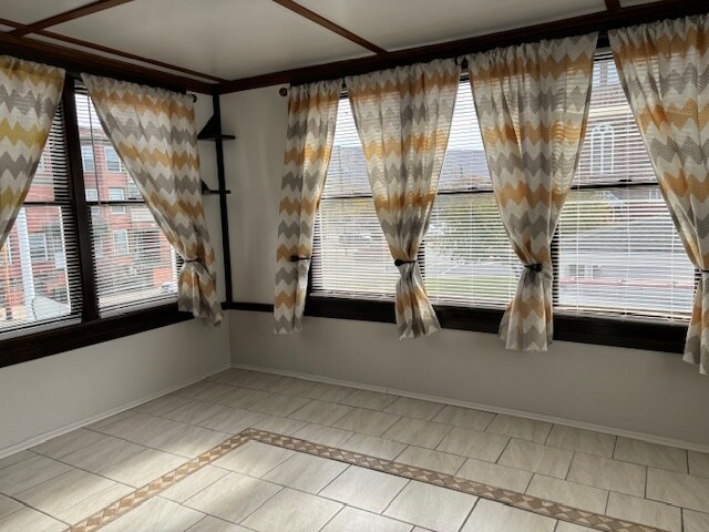 Sun Room - 112 1st St