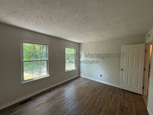 Building Photo - 11304 Springfield Dr