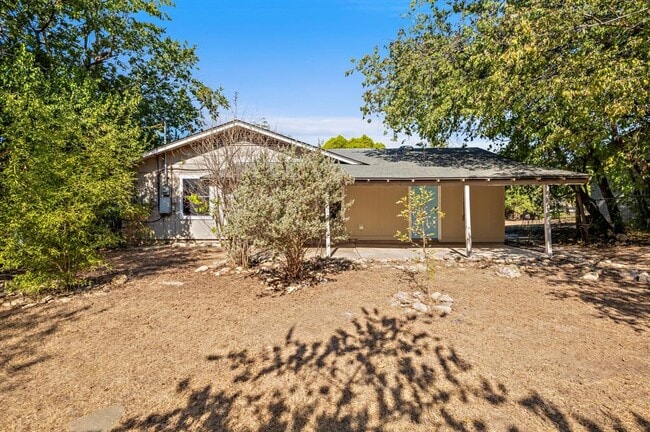 Building Photo - 6709 Tampa Cove
