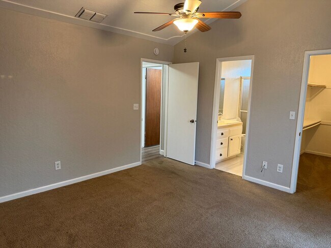 Building Photo - 3136 Terry Ave