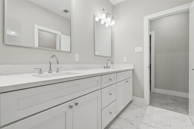 Building Photo - 11 Wellford St