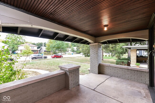 Building Photo - 6038 N College Ave