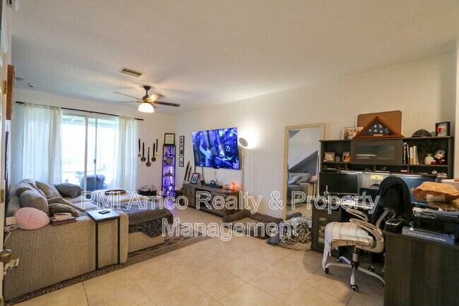 Building Photo - 10922 Winter Crest Dr
