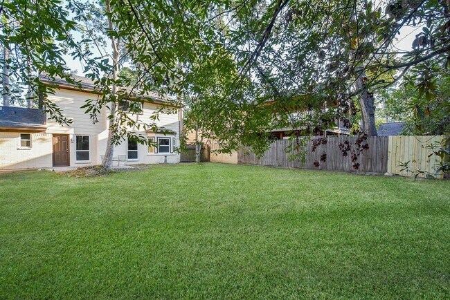 Building Photo - 1010 Woodchurch Ln