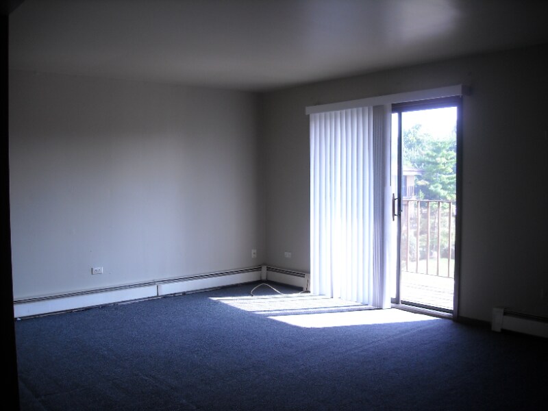 Building Photo - 7718 Wildwood Ct