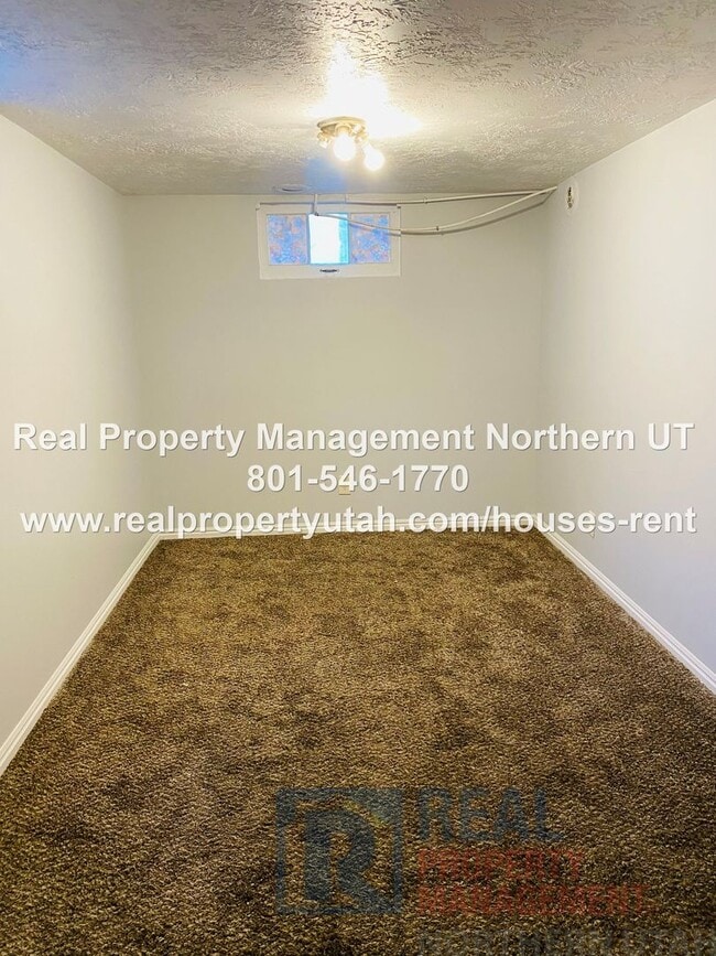 Building Photo - 3 Bedroom 1.5 Bath Ogden Home Coming Soon!