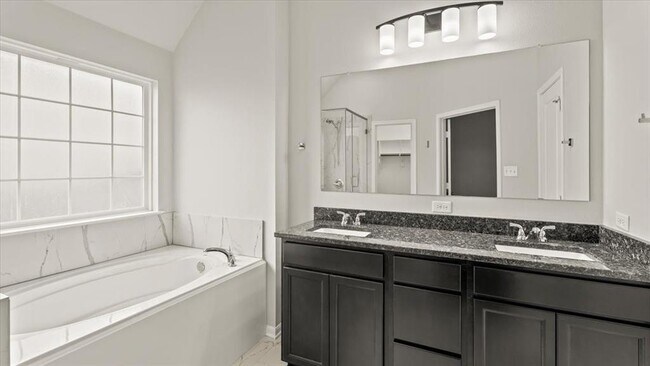 Building Photo - 160 Colby's Way