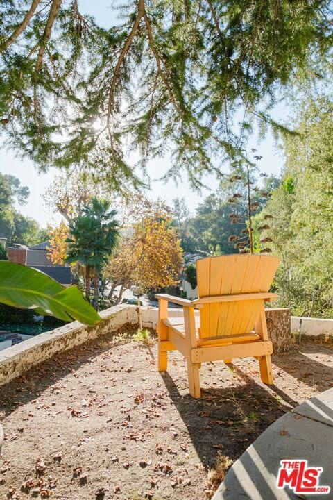 Building Photo - 3015 Beachwood Dr