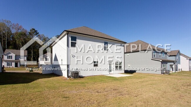 Building Photo - 227 W L Miller Dr