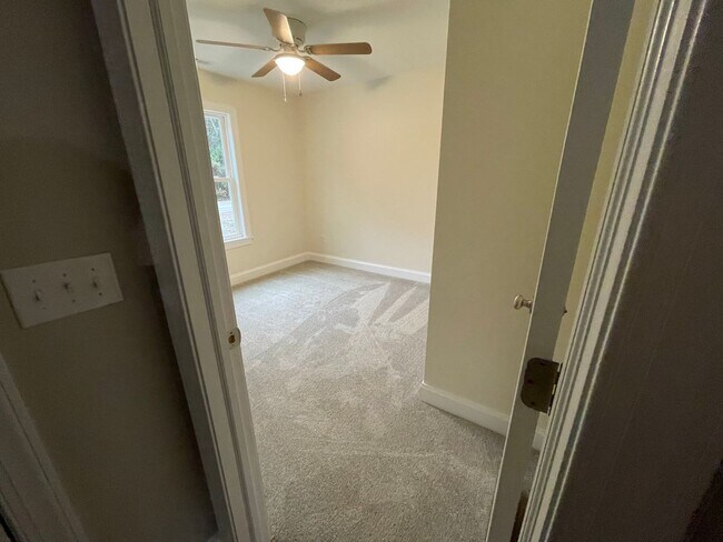 Building Photo - Long-Term Rental in Manteo – 3BR/2BA Moder...