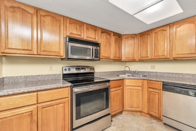 Building Photo - 4702 Cashel Cir