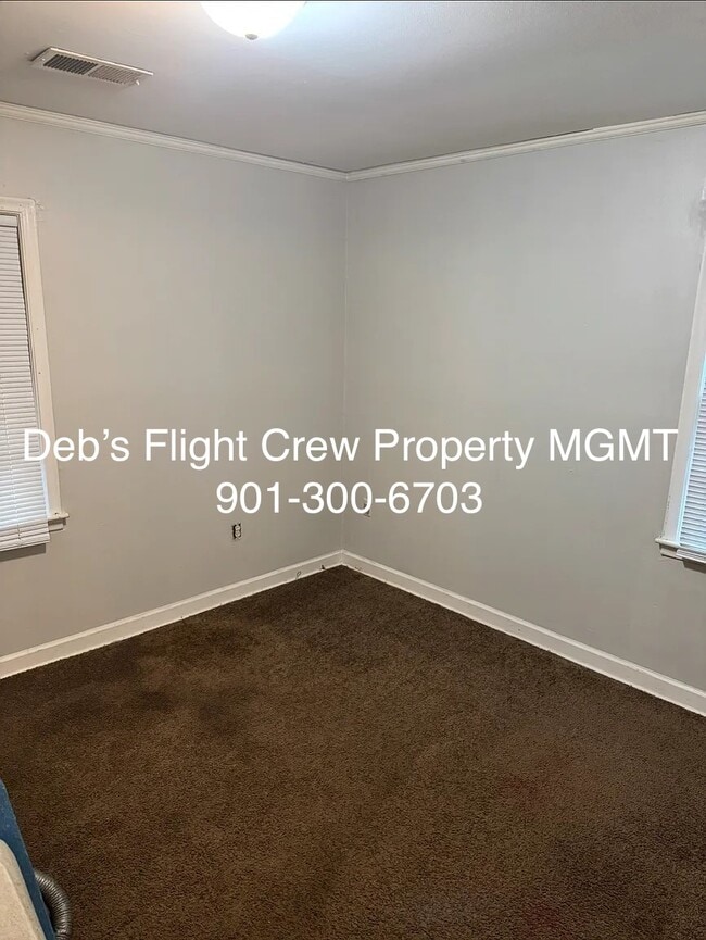 Building Photo - 3432 Mayflower Ave