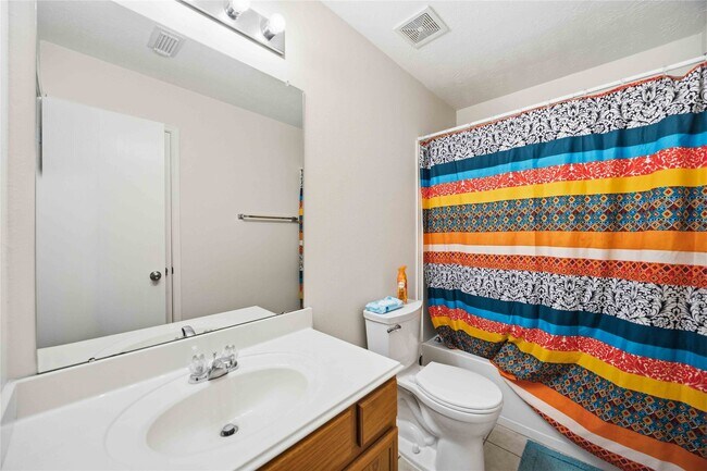 Building Photo - 4718 Lonestone Cir